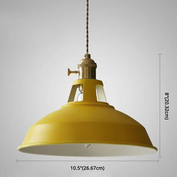 Gelbe industrielle Hängelampe, Metall, Vintage-Stil, 26,67 cm Durchmesser, 20,32 cm Höhe.
