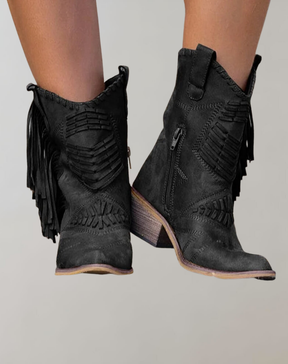 Schwarze Wildleder-Cowboystiefel mit Fransen und Stickerei, Damenmode, Westernstil.