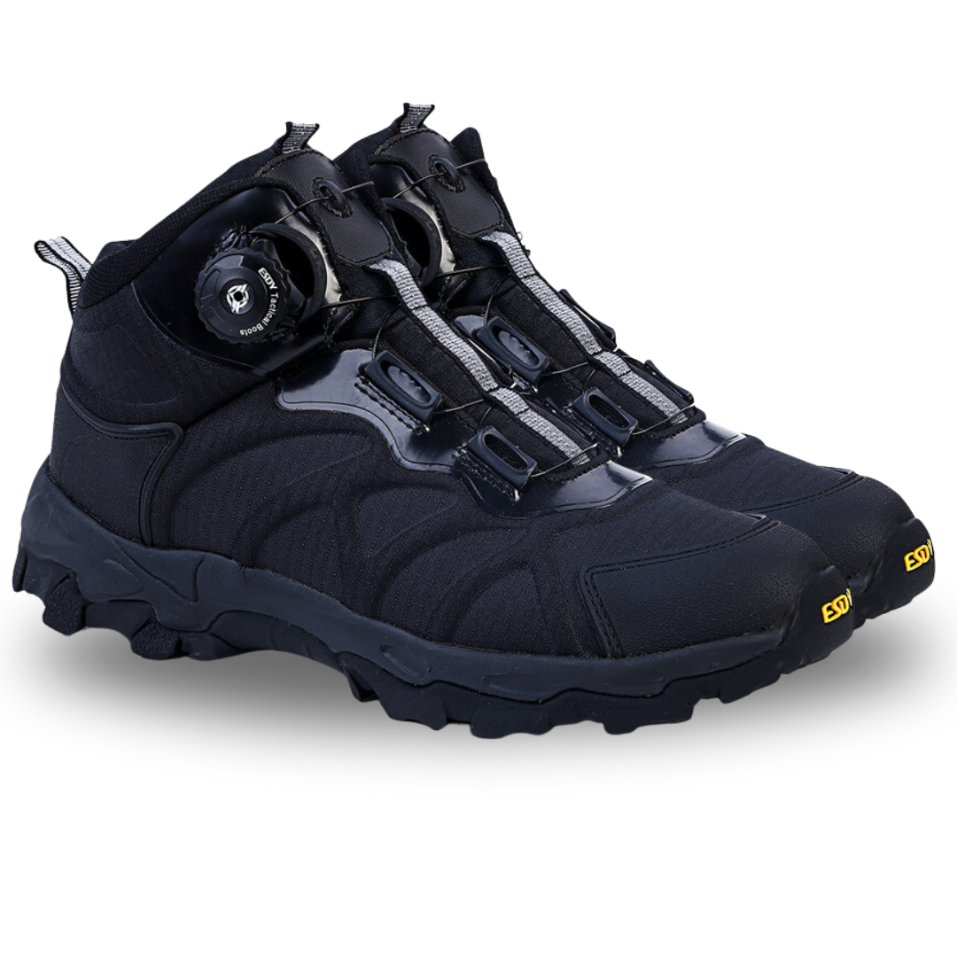 Schwarze Wanderschuhe mit robustem Profil, wasserdicht, ideal für Outdoor-Aktivitäten.
