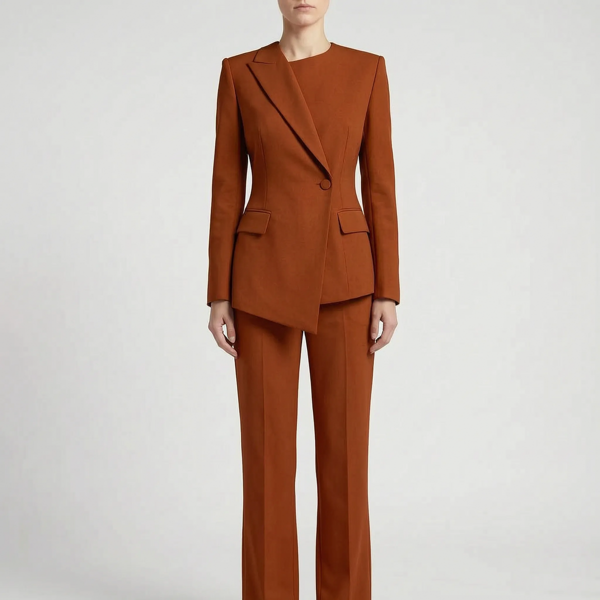 Asymmetrisk Vit Byxdress -  Suzanne