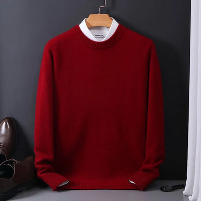 Roter Herrenpullover aus Wolle, klassisches Design, warm, elegant, Herbstmode.