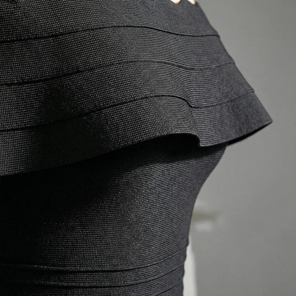 Schulterfreies Midi Kleid - Letizia