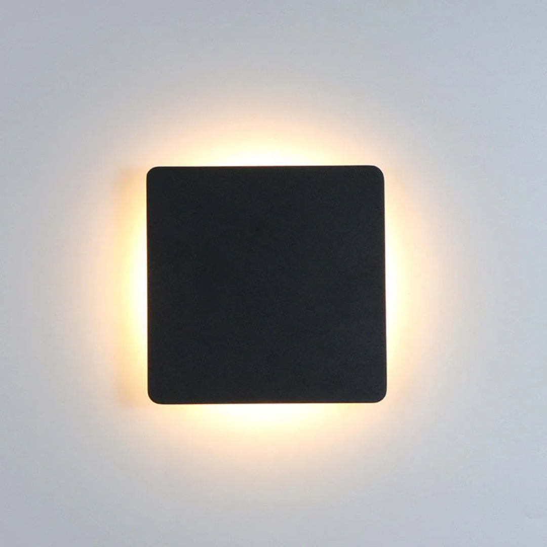 Schwarze quadratische LED-Wandleuchte, modernes Design, indirekte Beleuchtung, energiesparend.