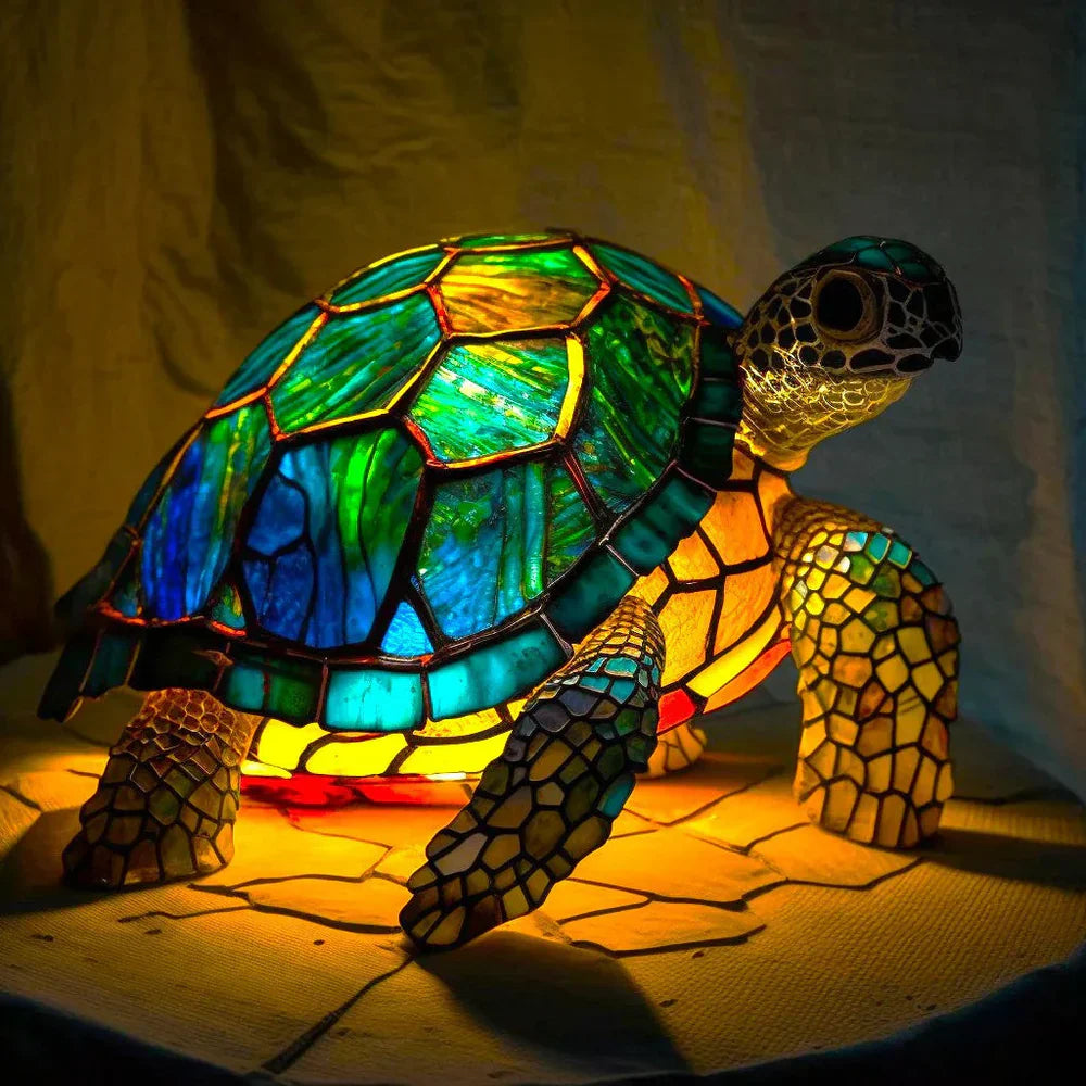 Bunte Tiffany-Glas-Schildkrötenlampe, leuchtend, dekorative Tischleuchte, handgefertigt.