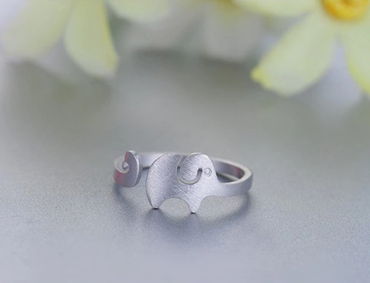 Silberner Elefantenring, verstellbar, Damen, modisch, Geschenkidee, Schmuck, elegantes Design.